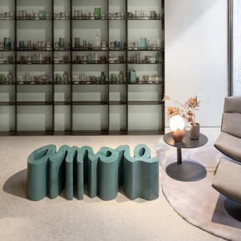 AMORE TABLE Lacquered SLIDE