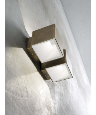 Aldo Bernardi Cubetto wall lamp