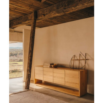 Alguema 4-door sideboard in oak veneer with natural finish, 200 x 74 cm