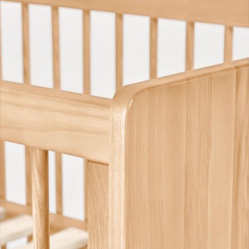 Maralis evolutionary cradle in solid wood