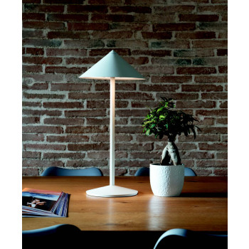 PINA L DESK SAFFRON TABLE LAMP