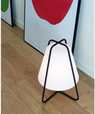 TEEPEE SAFFRON TABLE LAMP