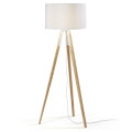 Iguazu floor lamp, white and wood