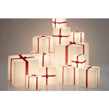 Merry cube floor lamp by SLIDE