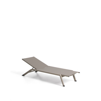 Capraia stackable aluminum sunbed