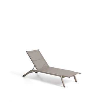 Capraia stackable aluminum sunbed