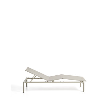 Lesina stackable aluminum sunbed