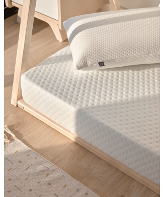 Valery Adaptive Foam mattress measuring 70 x 140 cm
