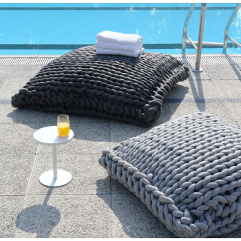 Maxi Roxy COVO pillow