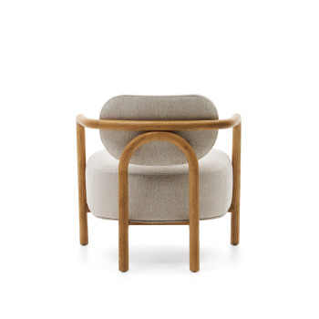 Melqui beige armchair made of solid oak wood with a natural finish