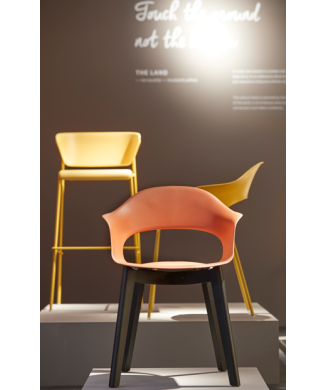 NATURAL LADY B armchair