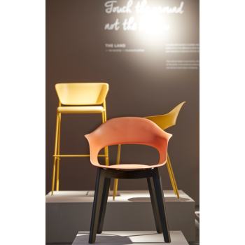 NATURAL LADY B armchair