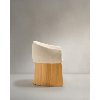 Bosca chair in beige chenille and FSC 100% oak veneer