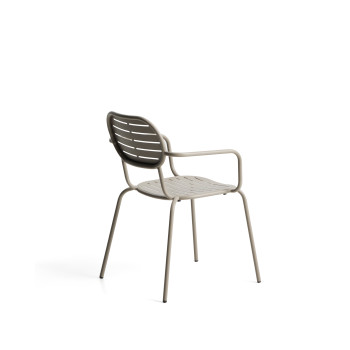 Brai stackable outdoor chair with galvanized steel armrests