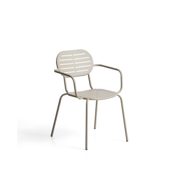 Brai stackable outdoor chair with galvanized steel armrests