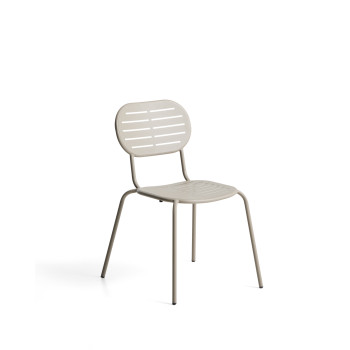 Brai stackable outdoor chair in galvanized steel