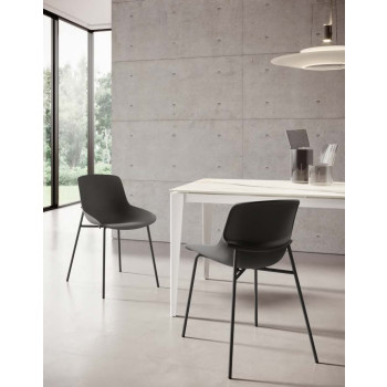 NOA lacquered steel chair by Ingenia Casa