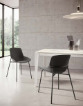NOA lacquered steel chair by Ingenia Casa