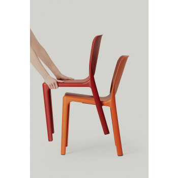 LINNÉA Infiniti polypropylene chair