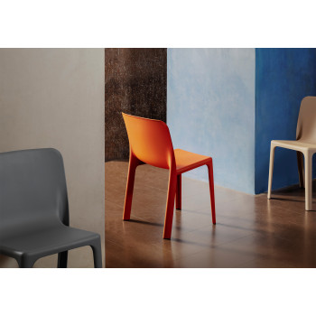 LINNÉA Infiniti polypropylene chair