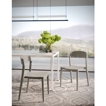 MIRA polypropylene chair by Ingenia Casa