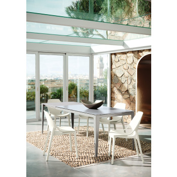 SPIRIT polypropylene chair by Ingenia Casa