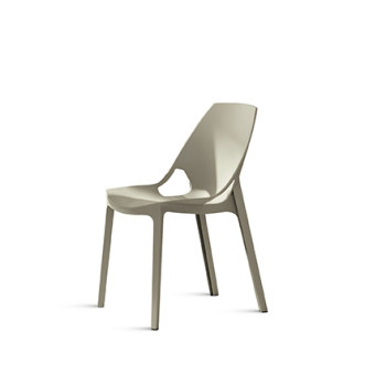 SPIRIT polypropylene chair by Ingenia Casa