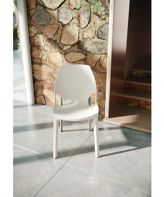 SPIRIT polypropylene chair by Ingenia Casa