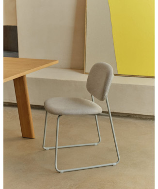 Meli chair in beige chenille and beige metal frame FSC Mix Credit