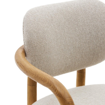 Melqui beige chair made of solid oak wood with a natural finish