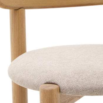Nebai chair in beige chenille with solid oak frame, natural finish FSC MIX C