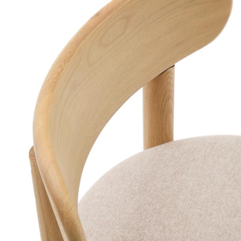 Nebai chair in beige chenille with solid oak frame, natural finish FSC MIX C