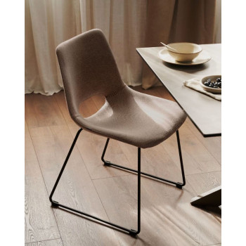 Atminda extendable table set + Zahara chairs 