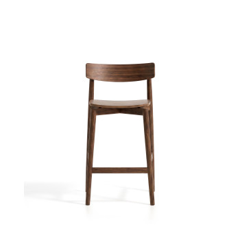 Evera stool with oak veneer backrest with finish