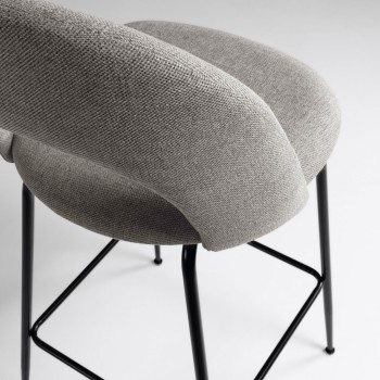 Mahalia stool