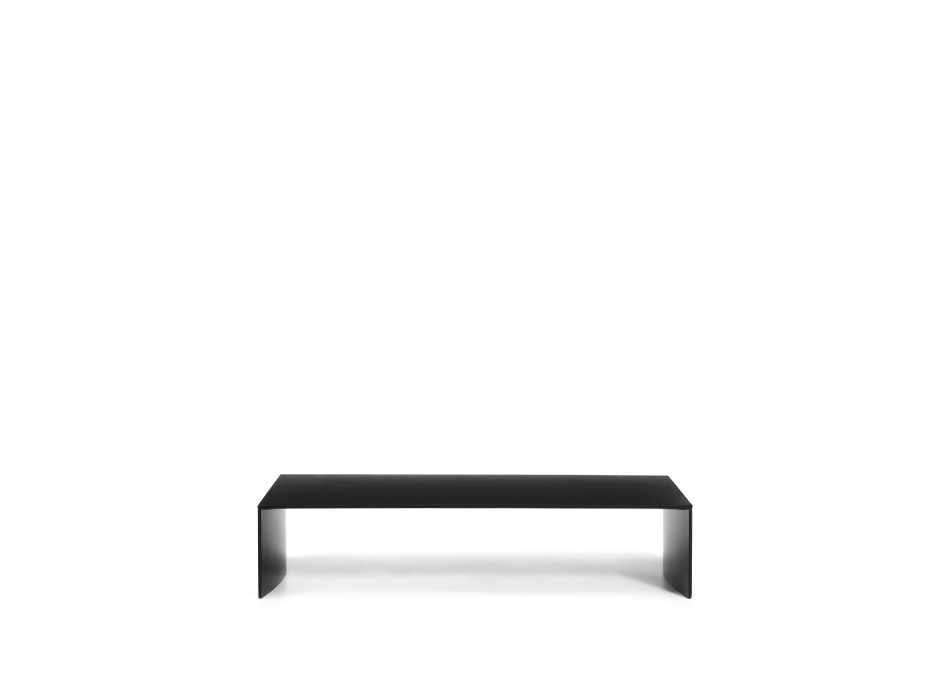 Litto coffee table, black lacquered MDF, 140 x 70 cm