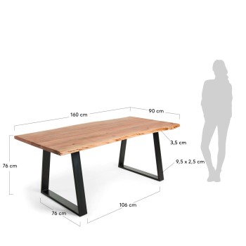 Alaia table in solid acacia wood with natural finish