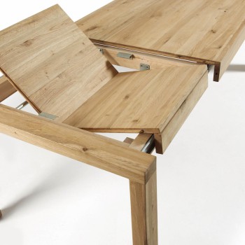 Briva extendable table in oak veneer