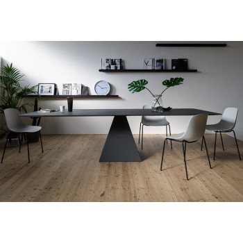 Infiniti Landing Table