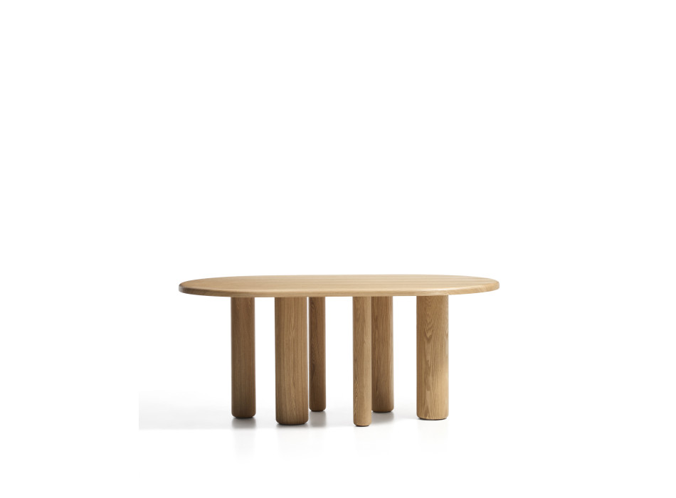 Mailen oval table in ash with natural finish Ø 180 x 105 cm
