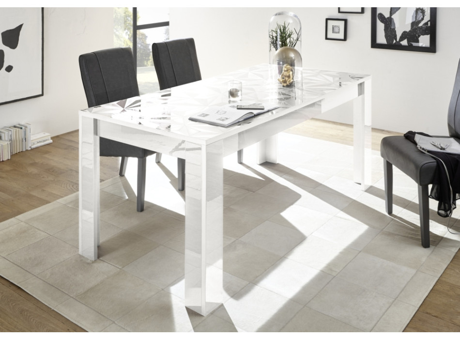 PRISMA table in white color